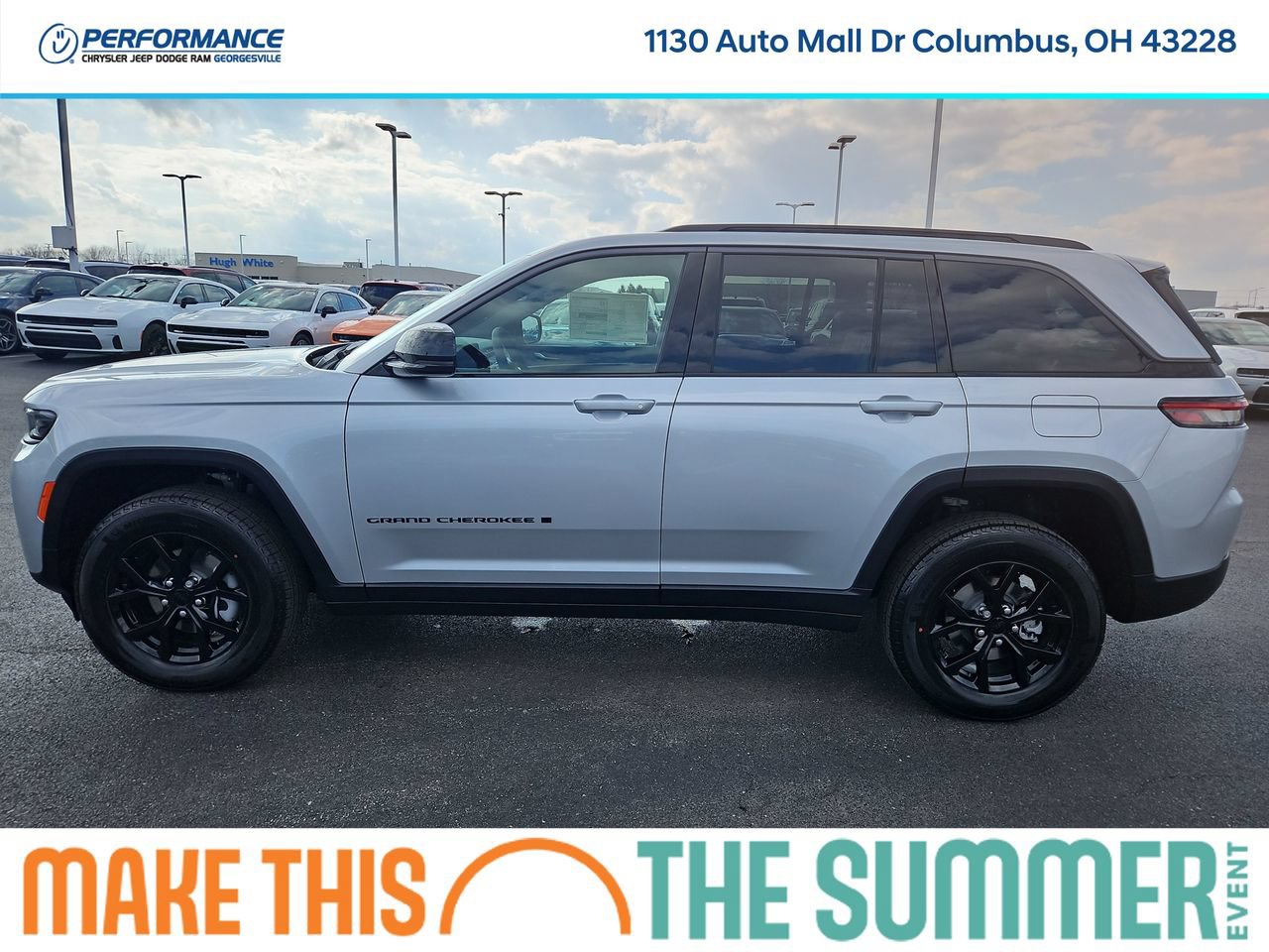 New 2026 Jeep Grand Cherokee Altitude AWD/4WD image 4