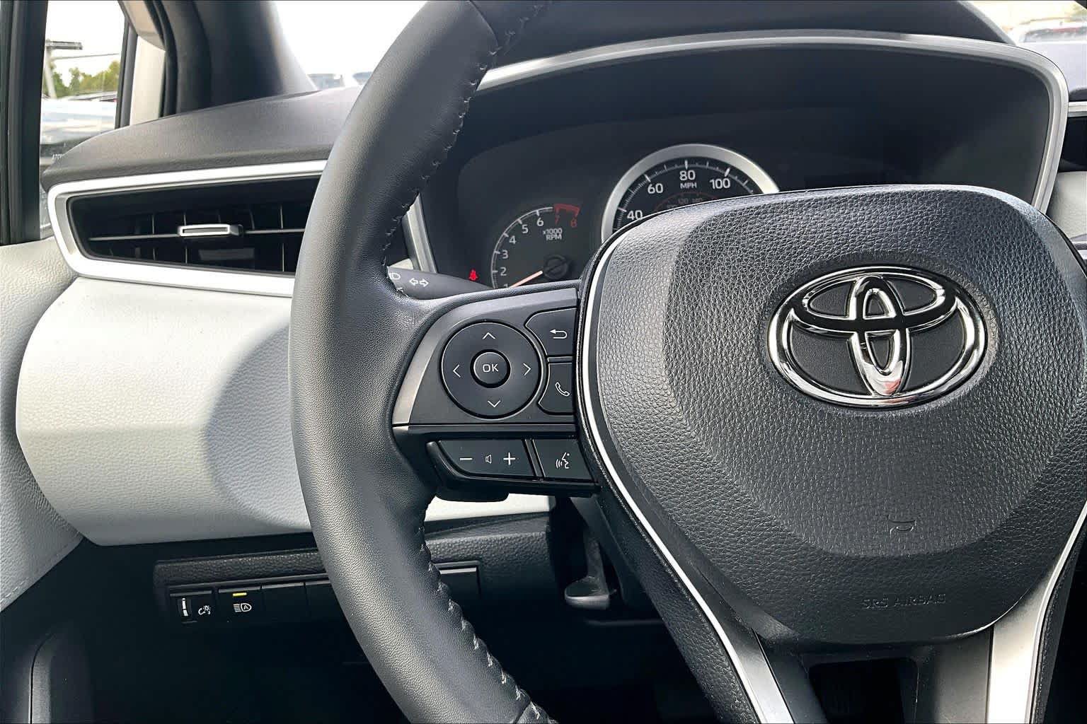 Used 2022 Toyota Corolla SE FWD image 24