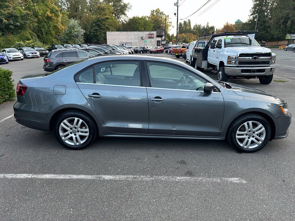 Used 2017 Volkswagen Jetta S FWD image 4