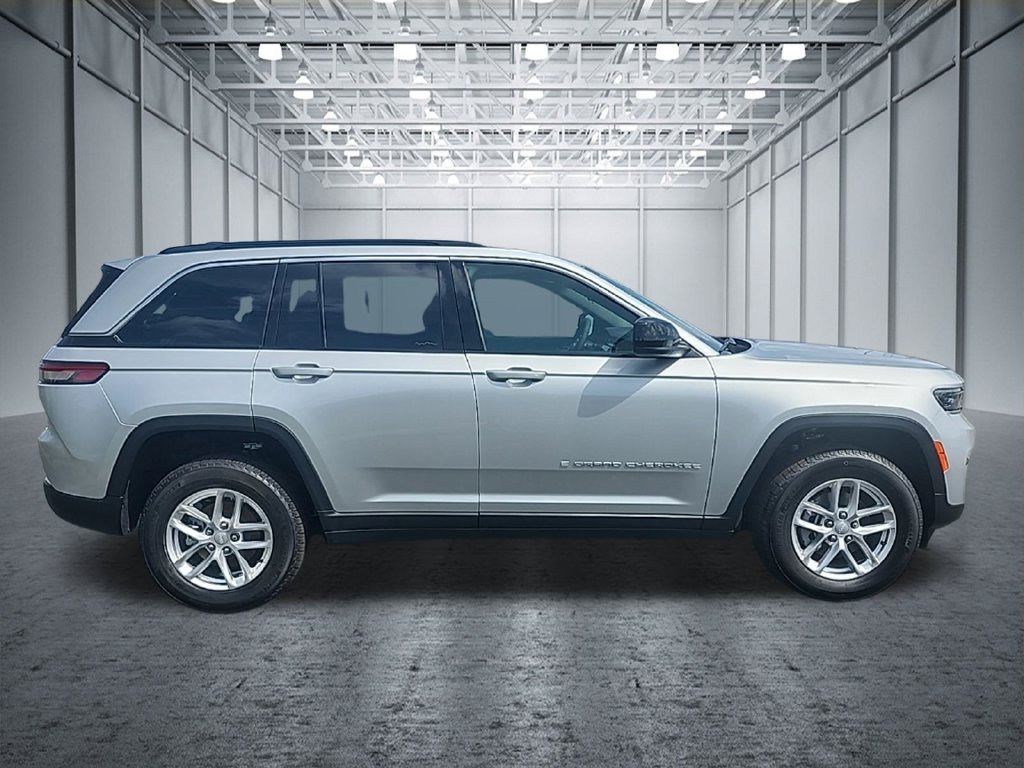 New 2026 Jeep Grand Cherokee Laredo X RWD image 29