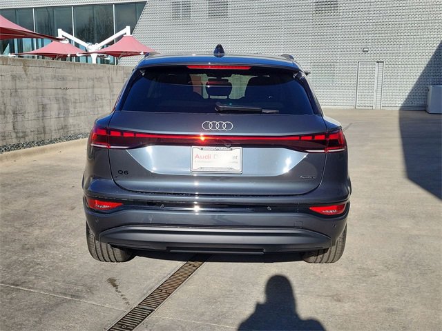 New 2025 Audi Q6 e-tron Premium Plus image 4