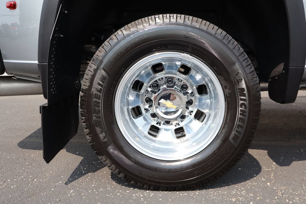 Used 2026 Chevrolet Silverado 3500 High Country w/ High Country Premium Package AWD/4WD image 13