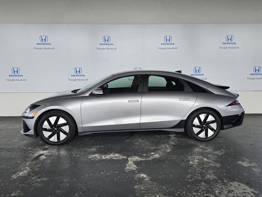 Used 2023 Hyundai Ioniq 6 SE image 3