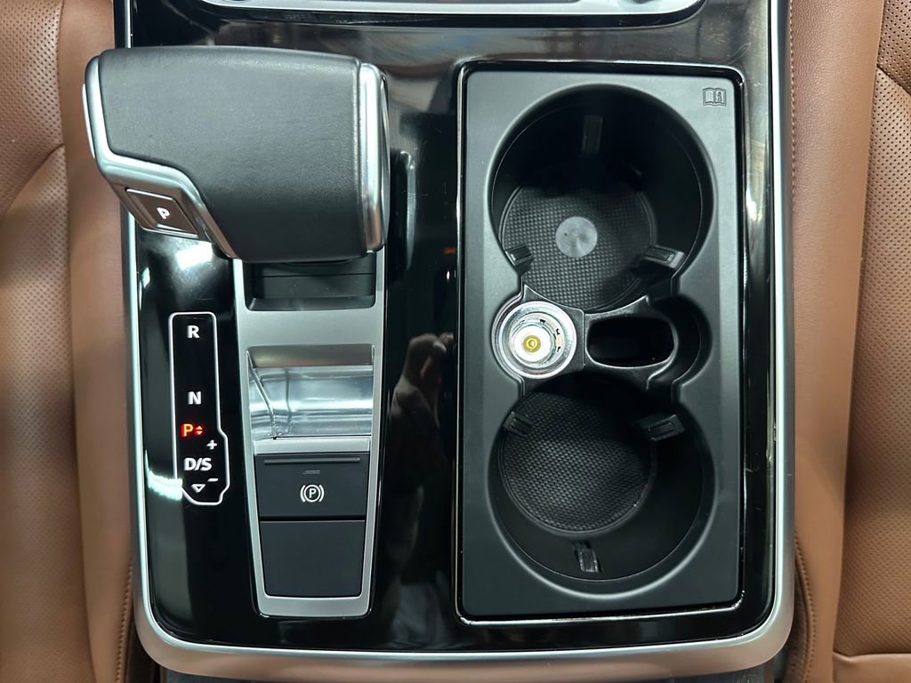 Used 2020 Audi Q8 Premium Plus w/ Premium Plus Package image 35