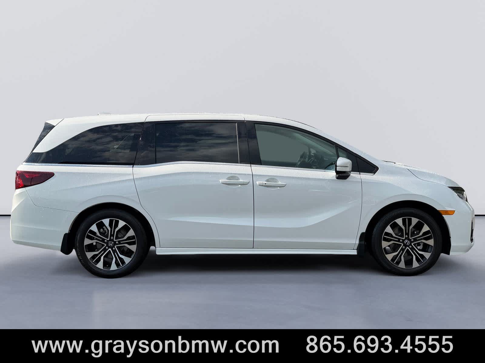 Used 2026 Honda Odyssey Elite image 2