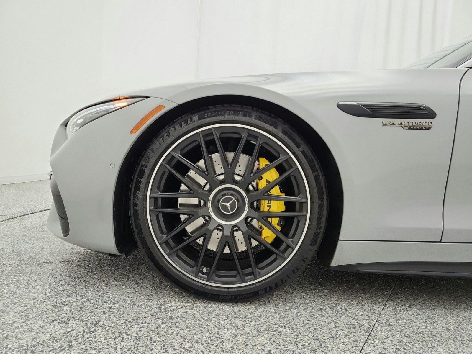 Certified 2022 Mercedes-Benz SL 55 AMG 4MATIC image 17
