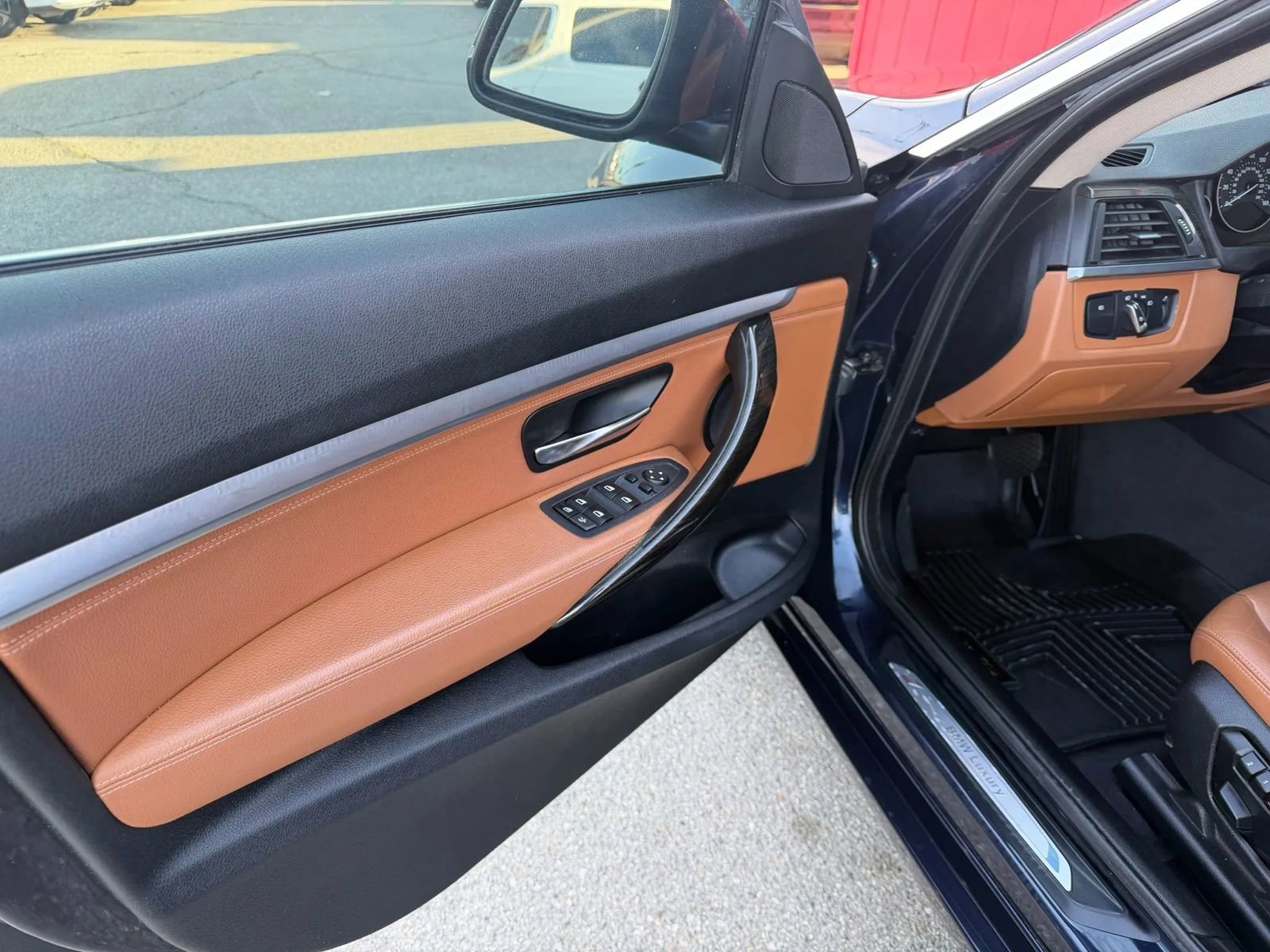 Used 2015 BMW 335i Gran Turismo xDrive 335i Gran Turismo xDrive Sedan image 9