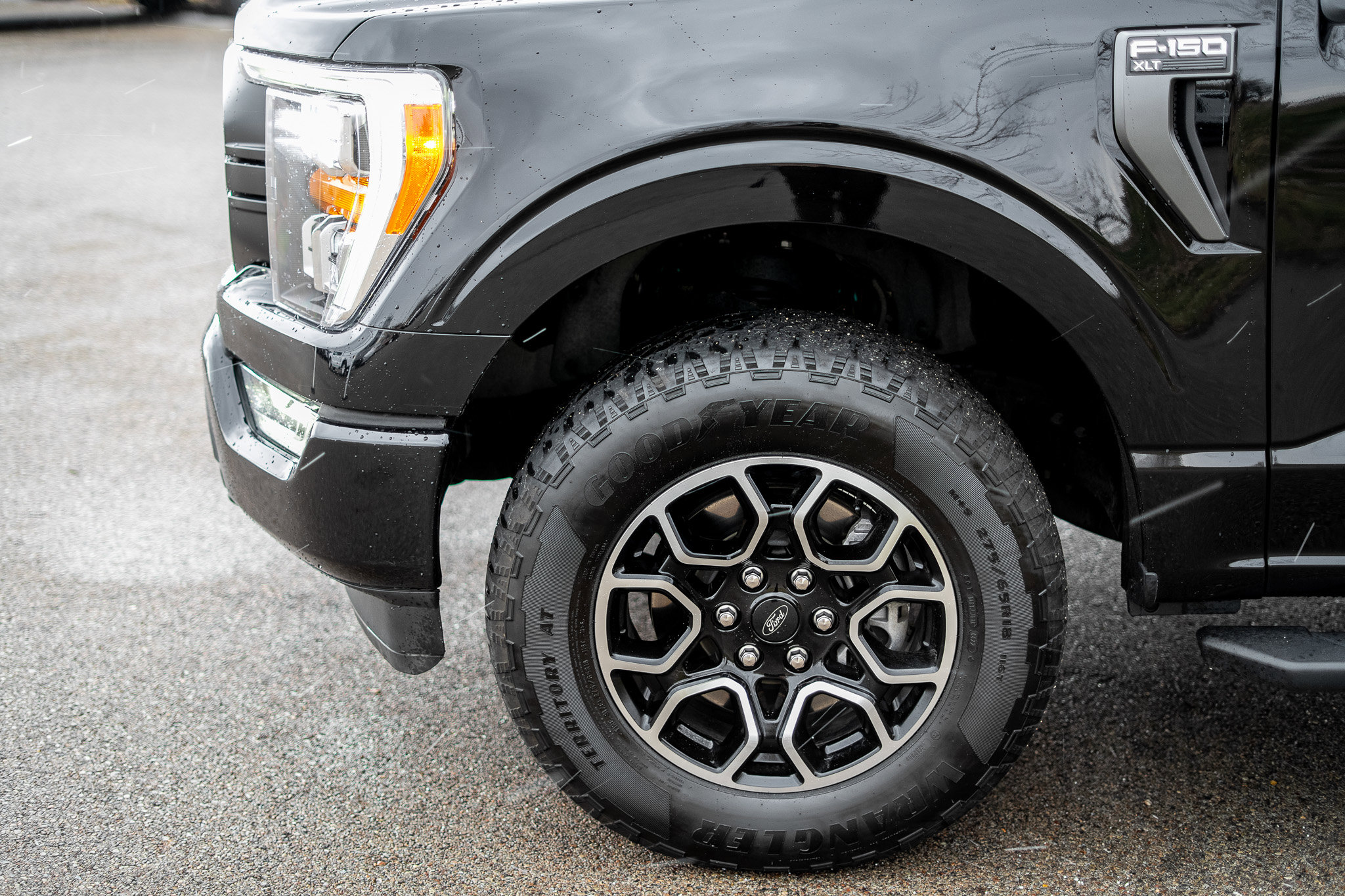 Used 2023 Ford F150 XLT w/ Equipment Group 302A High image 10