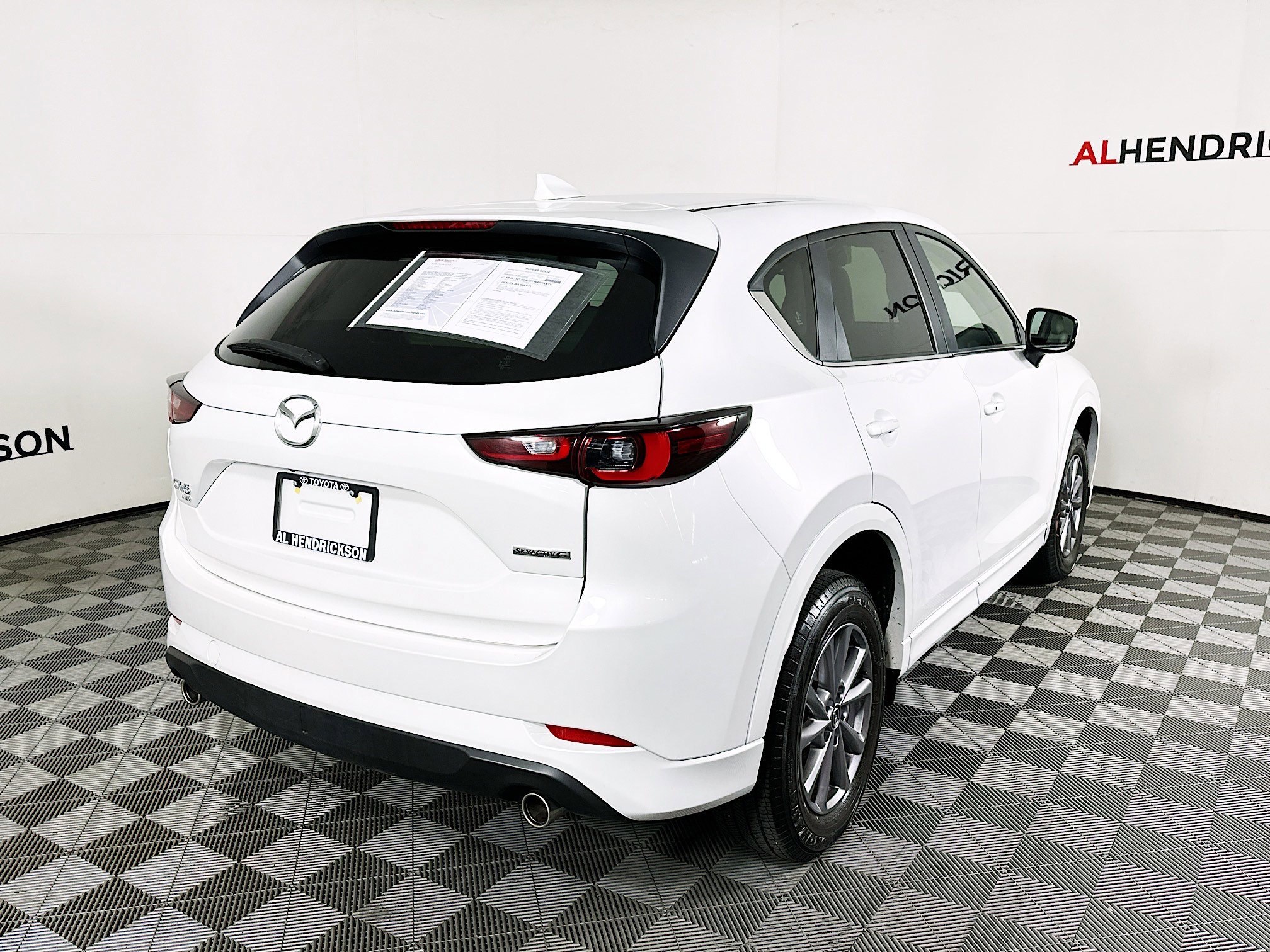 Used 2025 MAZDA CX-5 AWD 2.5 S w/ Preferred Package image 3