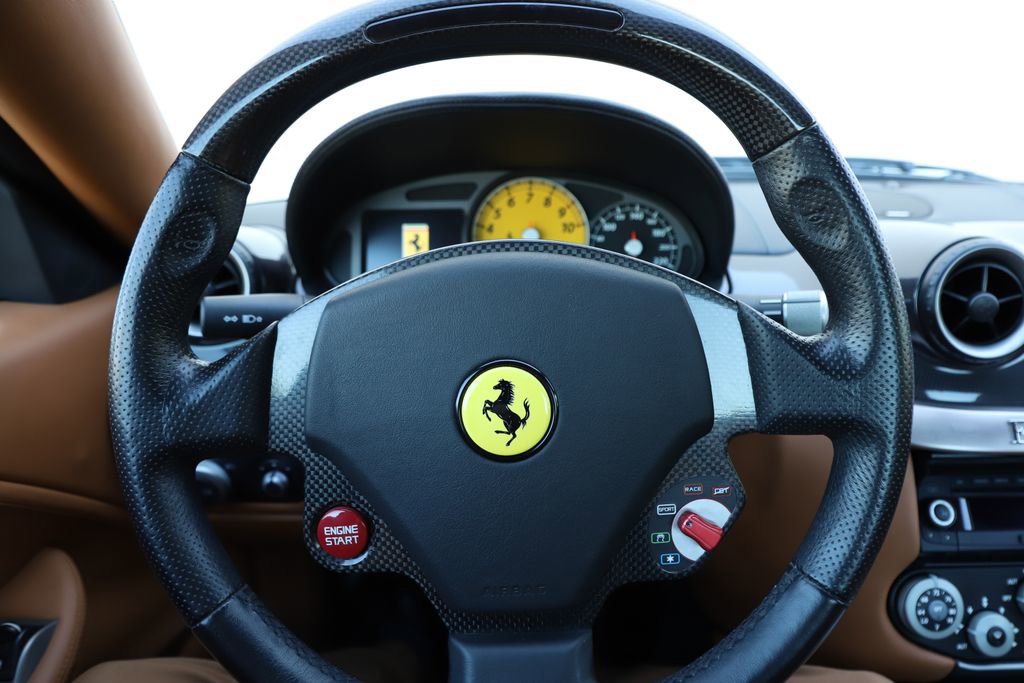 Used 2007 Ferrari 599 GTB Fiorano image 13