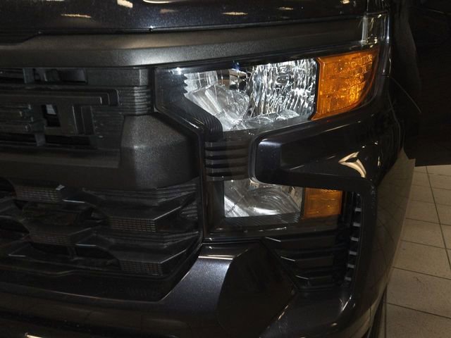Used 2024 Chevrolet Silverado 1500 Custom Trail Boss w/ LPO, Dark Essentials Package image 26
