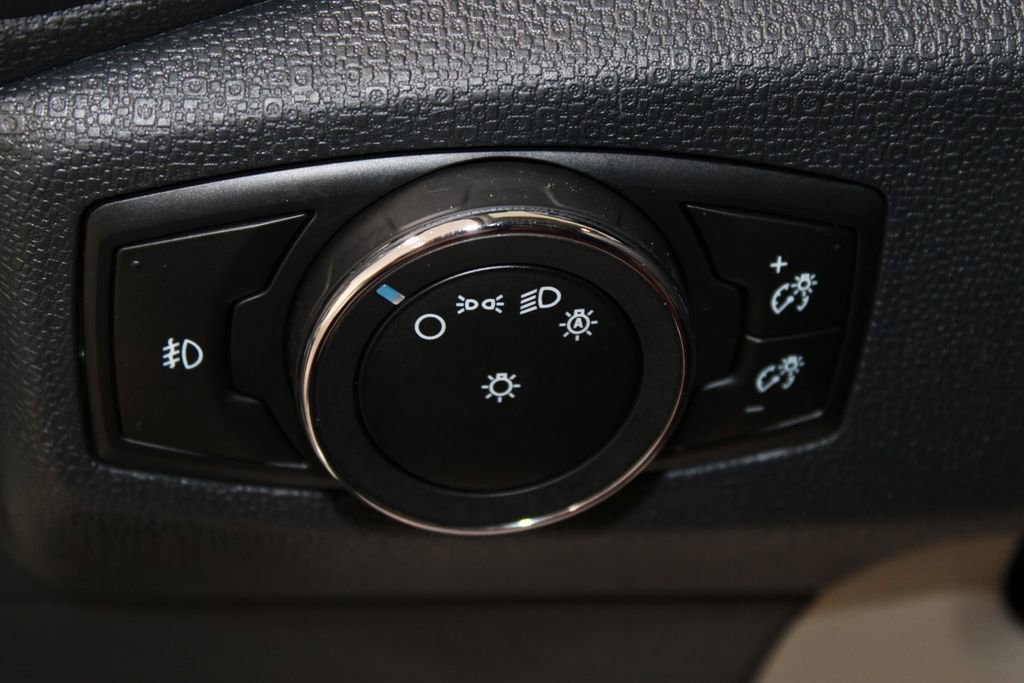 Used 2021 Ford EcoSport SE w/ SE Convenience Package FWD image 29