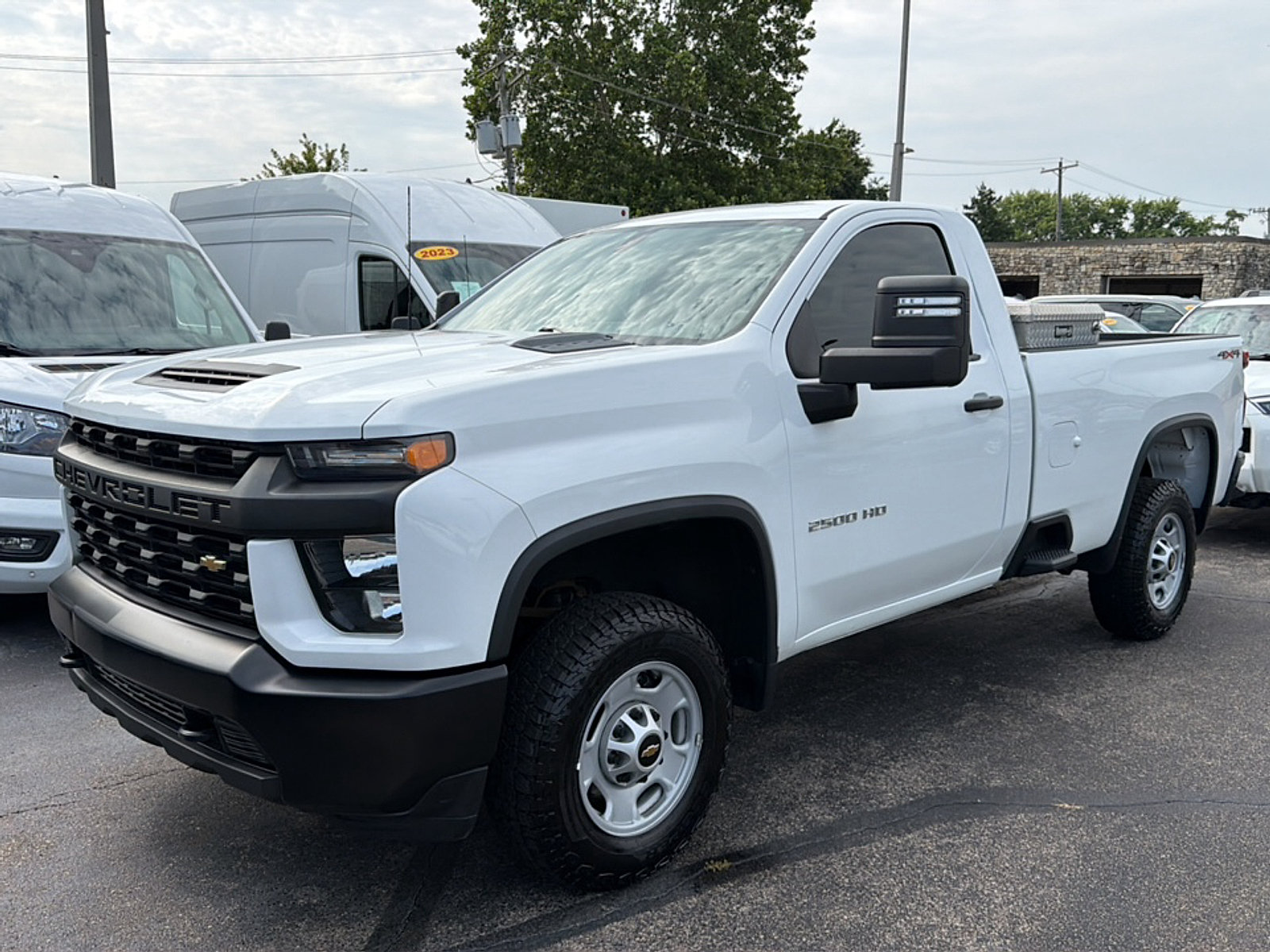 Used 2022 Chevrolet Silverado 2500 W/T w/ WT Convenience Package AWD/4WD image 3