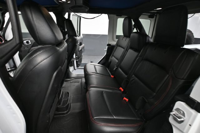 Used 2019 Jeep Wrangler Unlimited Rubicon AWD/4WD image 34