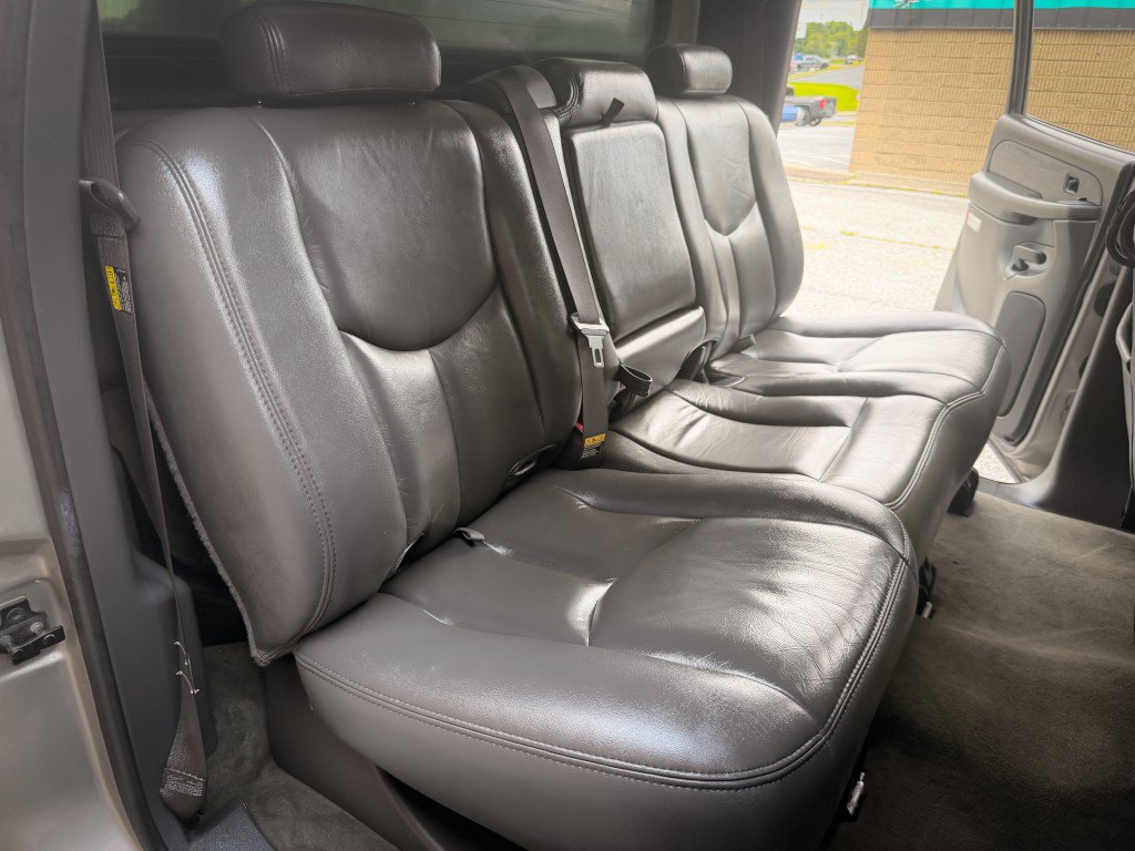 Used 2003 GMC Sierra 1500 SLT w/ SLT Preferred Equipment Group AWD/4WD image 28