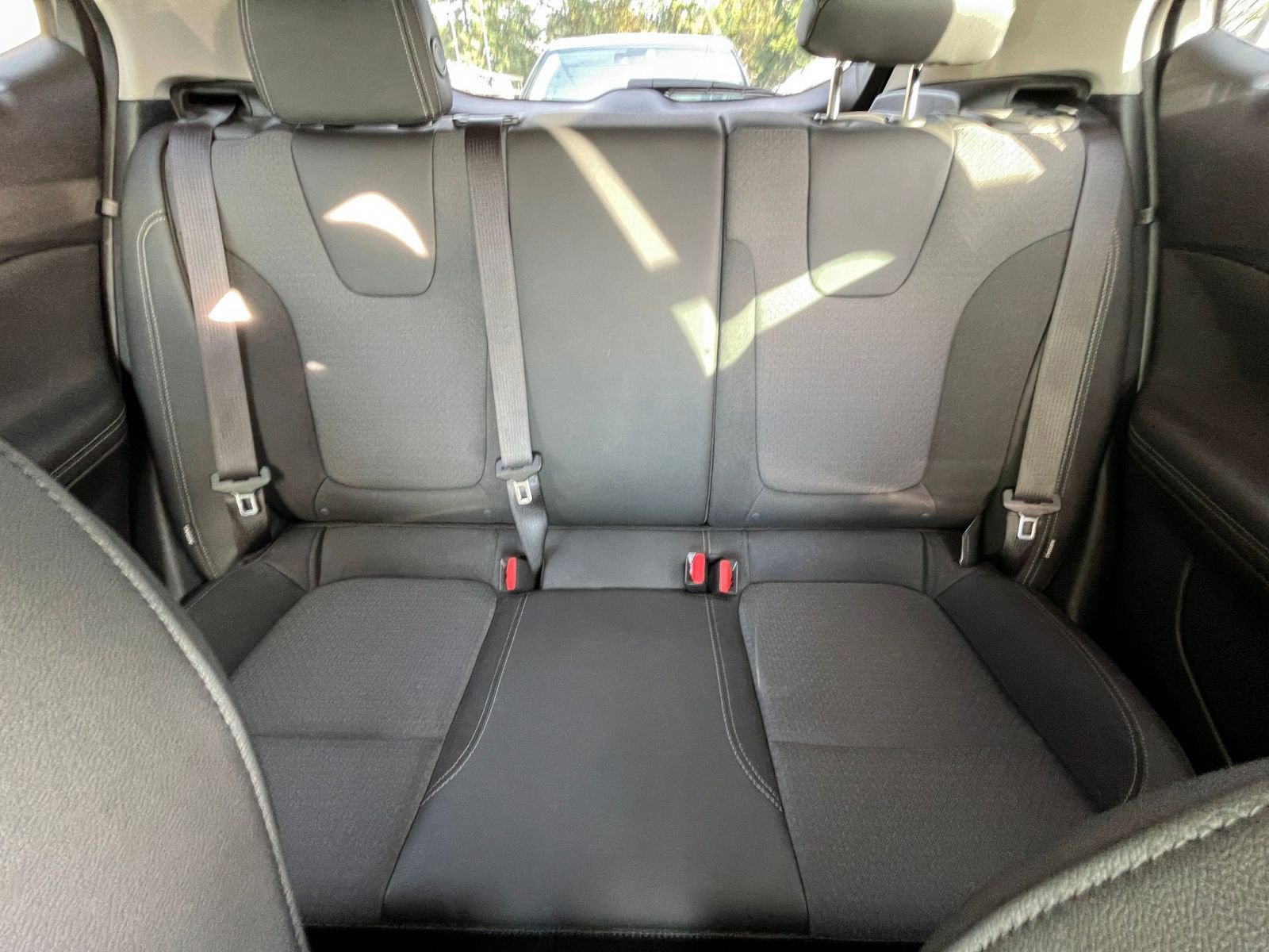 Used 2025 Buick Encore GX Preferred image 39