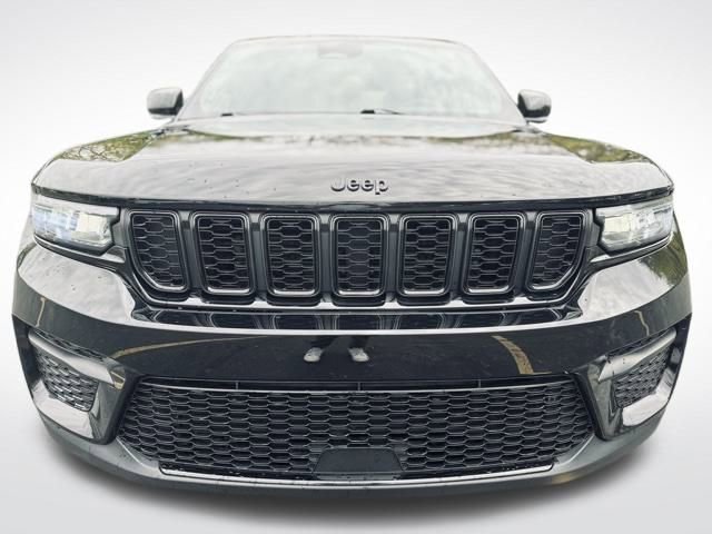 Used 2022 Jeep Grand Cherokee Altitude video 2