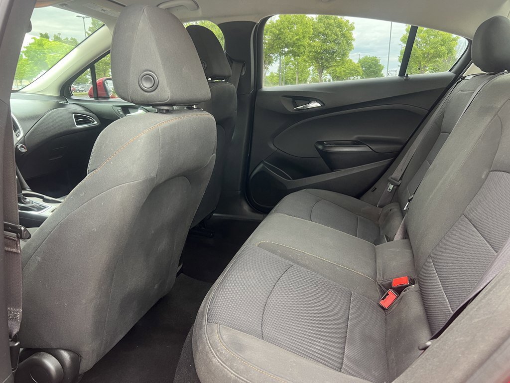 Used 2016 Chevrolet Cruze LS FWD image 15