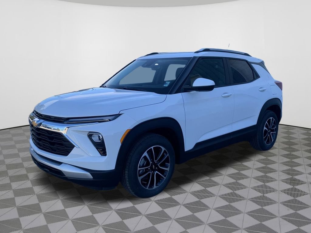 New 2025 Chevrolet TrailBlazer LT w/ Convenience Package FWD image 2