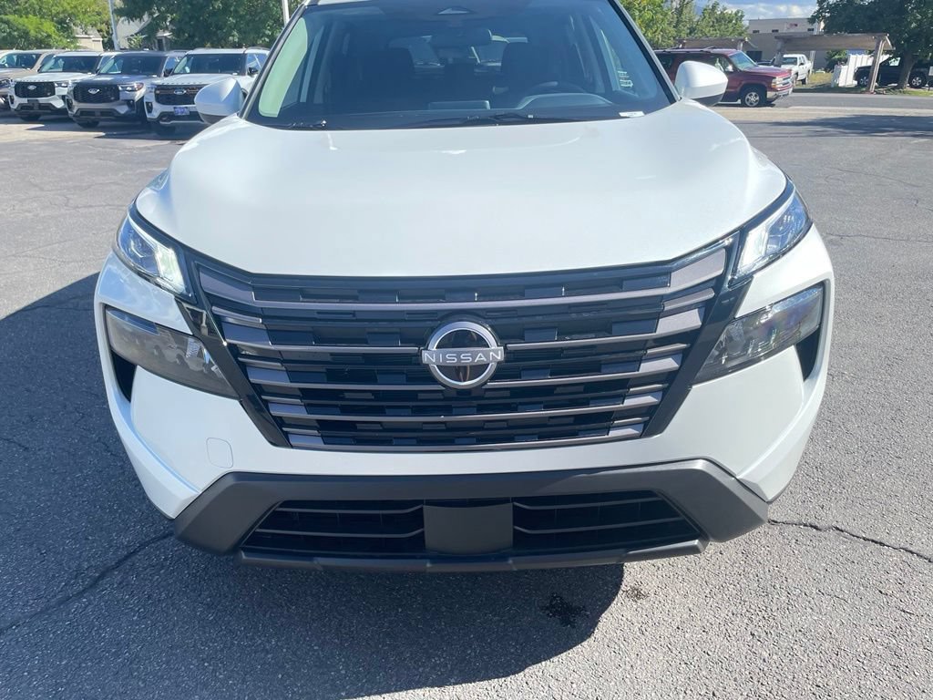 New 2026 Nissan Rogue SV AWD/4WD image 30