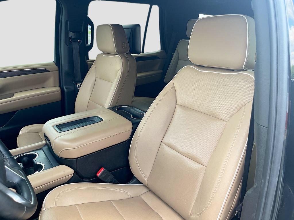 Used 2023 Chevrolet Tahoe Premier w/ Texas Edition AWD/4WD image 20