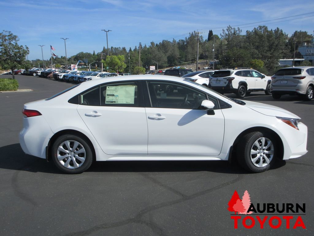 New 2026 Toyota Corolla LE image 2