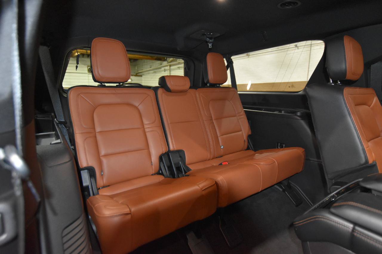 Used 2018 Lincoln Navigator L Reserve w/ Technology Package AWD/4WD image 48