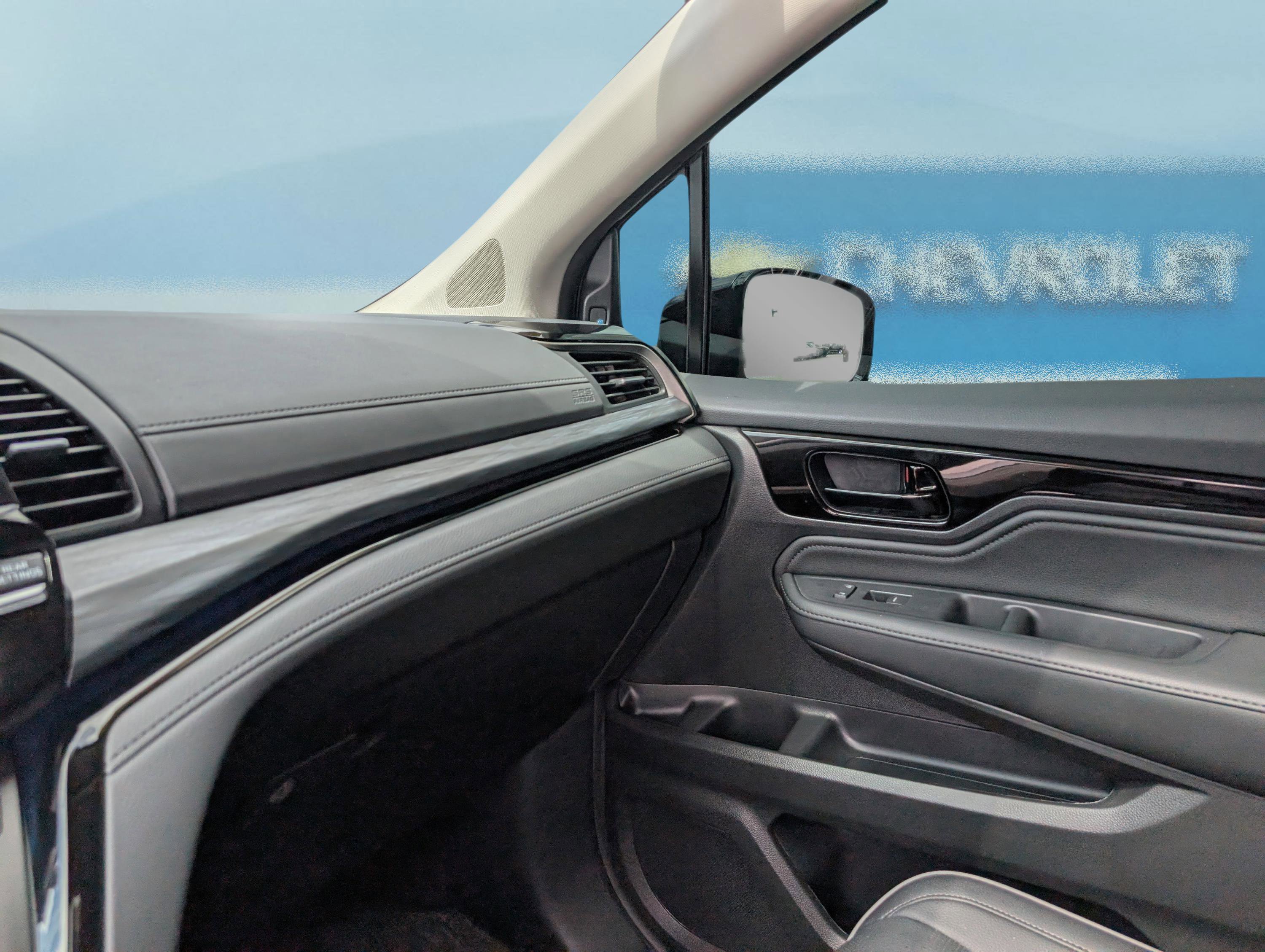 Used 2025 Honda Odyssey Elite image 31