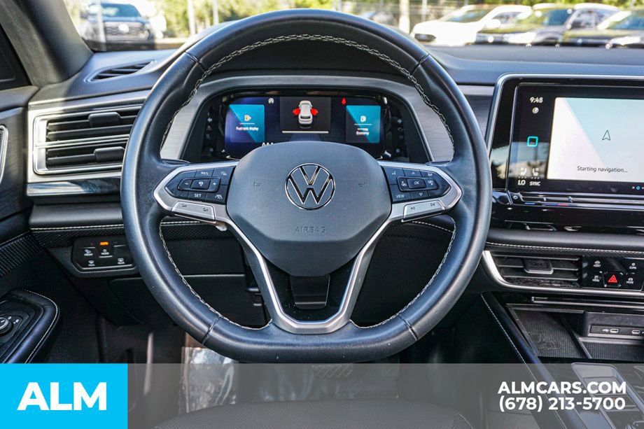Used 2024 Volkswagen Atlas Cross Sport SE image 28