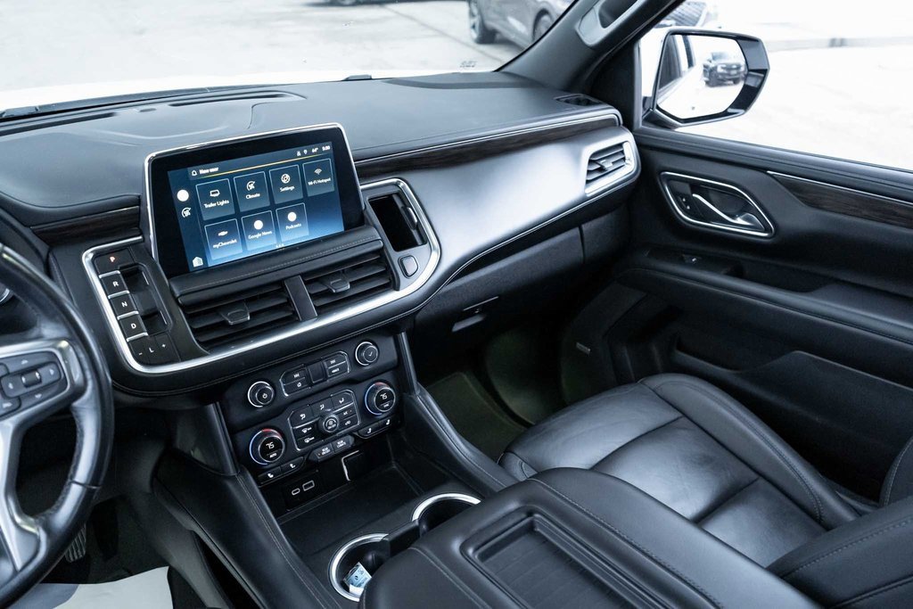 Used 2022 Chevrolet Suburban Z71 image 16