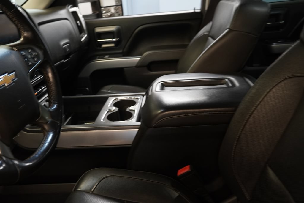 Used 2015 Chevrolet Silverado 2500 LTZ w/ Duramax Plus Package AWD/4WD image 8
