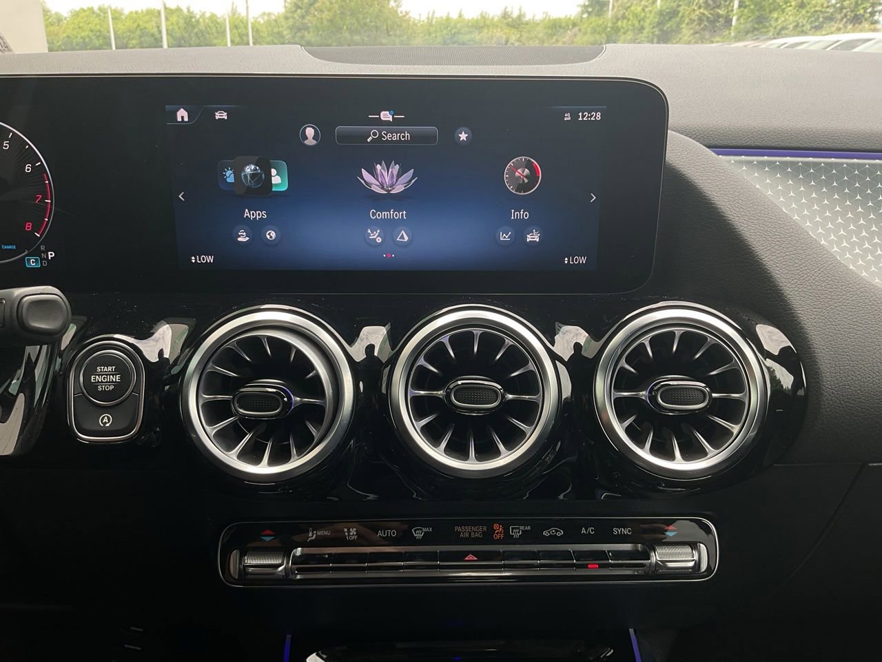 Used 2025 Mercedes-Benz GLA 250 image 23