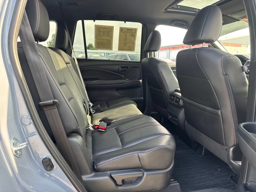 Used 2024 Honda Passport TrailSport image 14