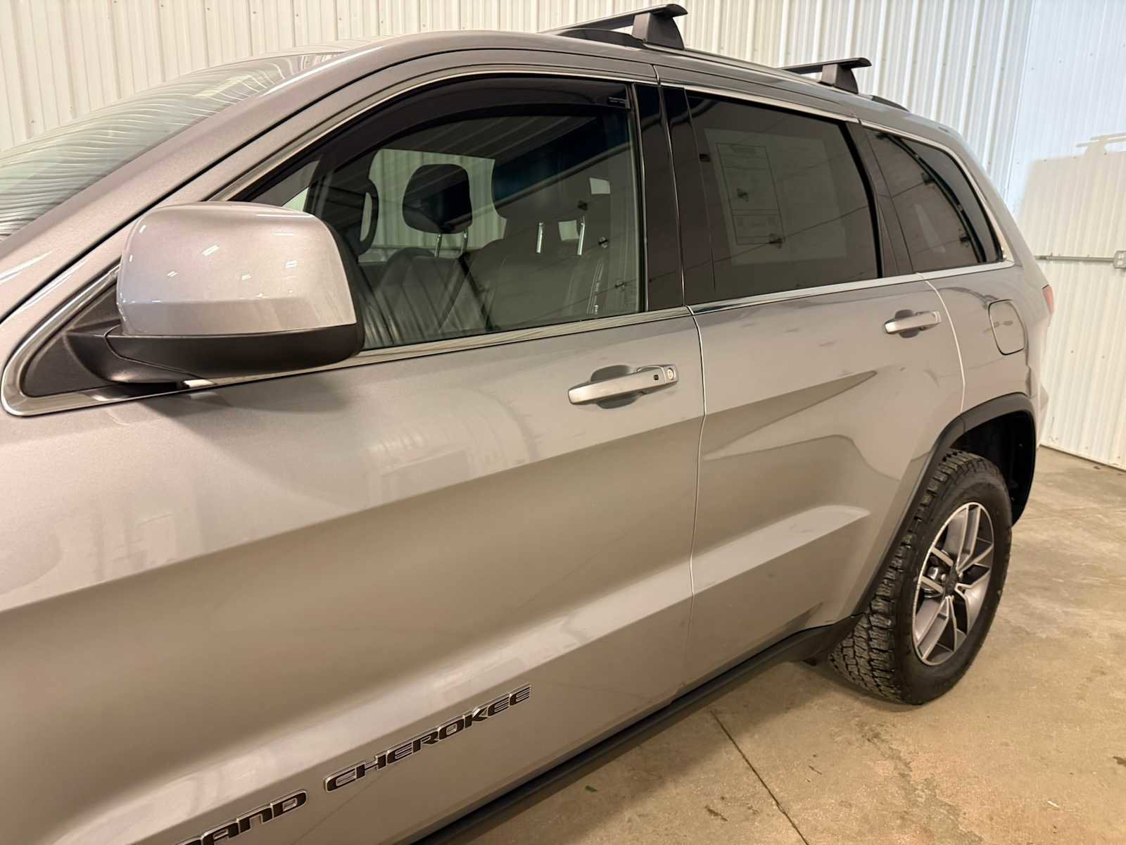 Certified 2020 Jeep Grand Cherokee Laredo w/ Quick Order Package 2BN North AWD/4WD image 7