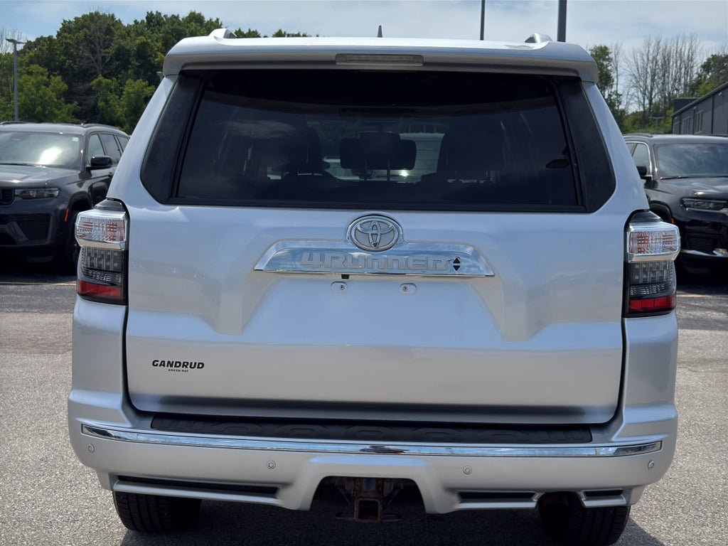 Used 2018 Toyota 4Runner Limited AWD/4WD image 7