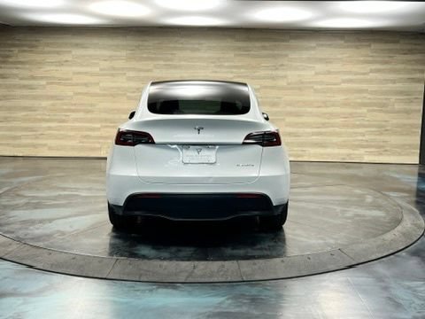 Used 2023 Tesla Model Y Long Range AWD/4WD image 17