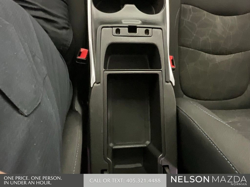 Used 2018 Chevrolet Volt LT w/ Comfort Package FWD image 40