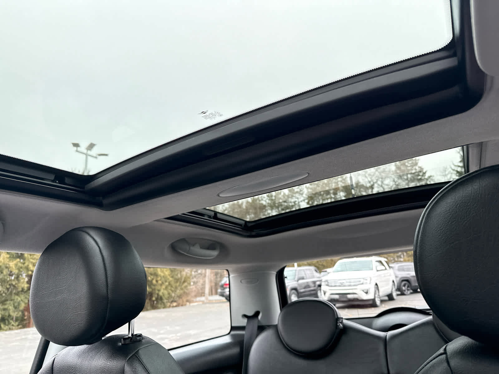 Used 2010 MINI Cooper Hardtop image 21