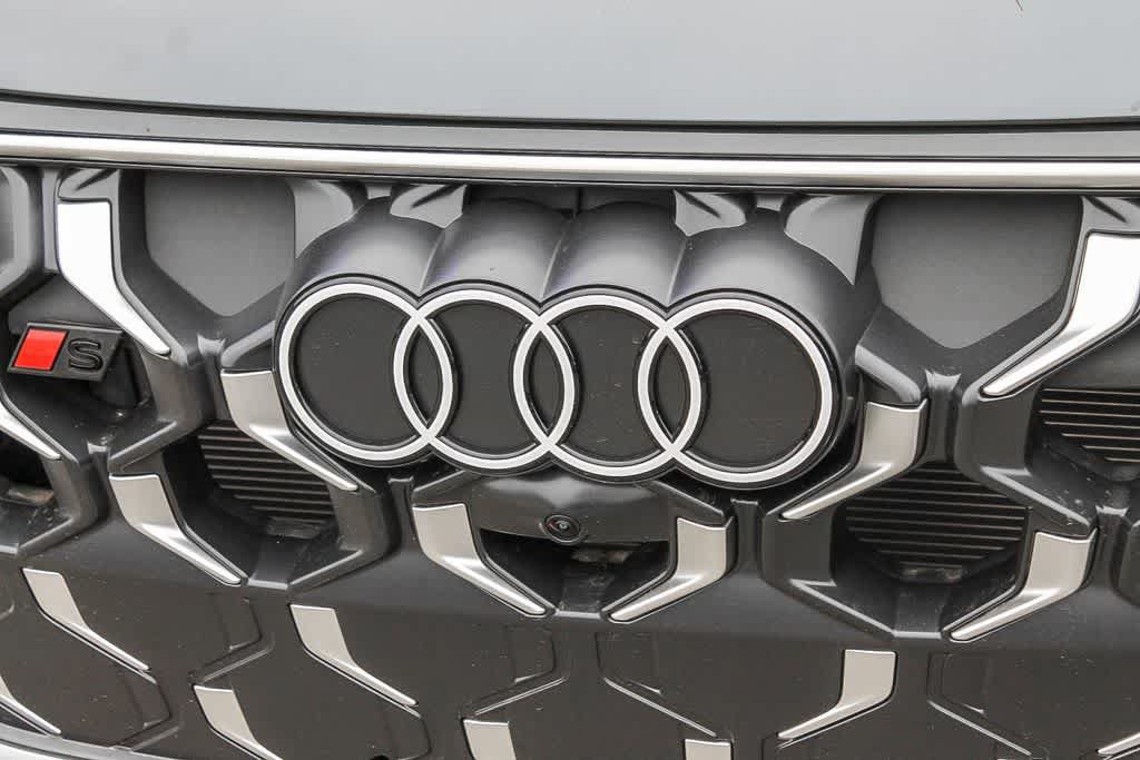 Used 2025 Audi SQ5 Premium Plus w/ Premium Plus Package AWD/4WD image 9