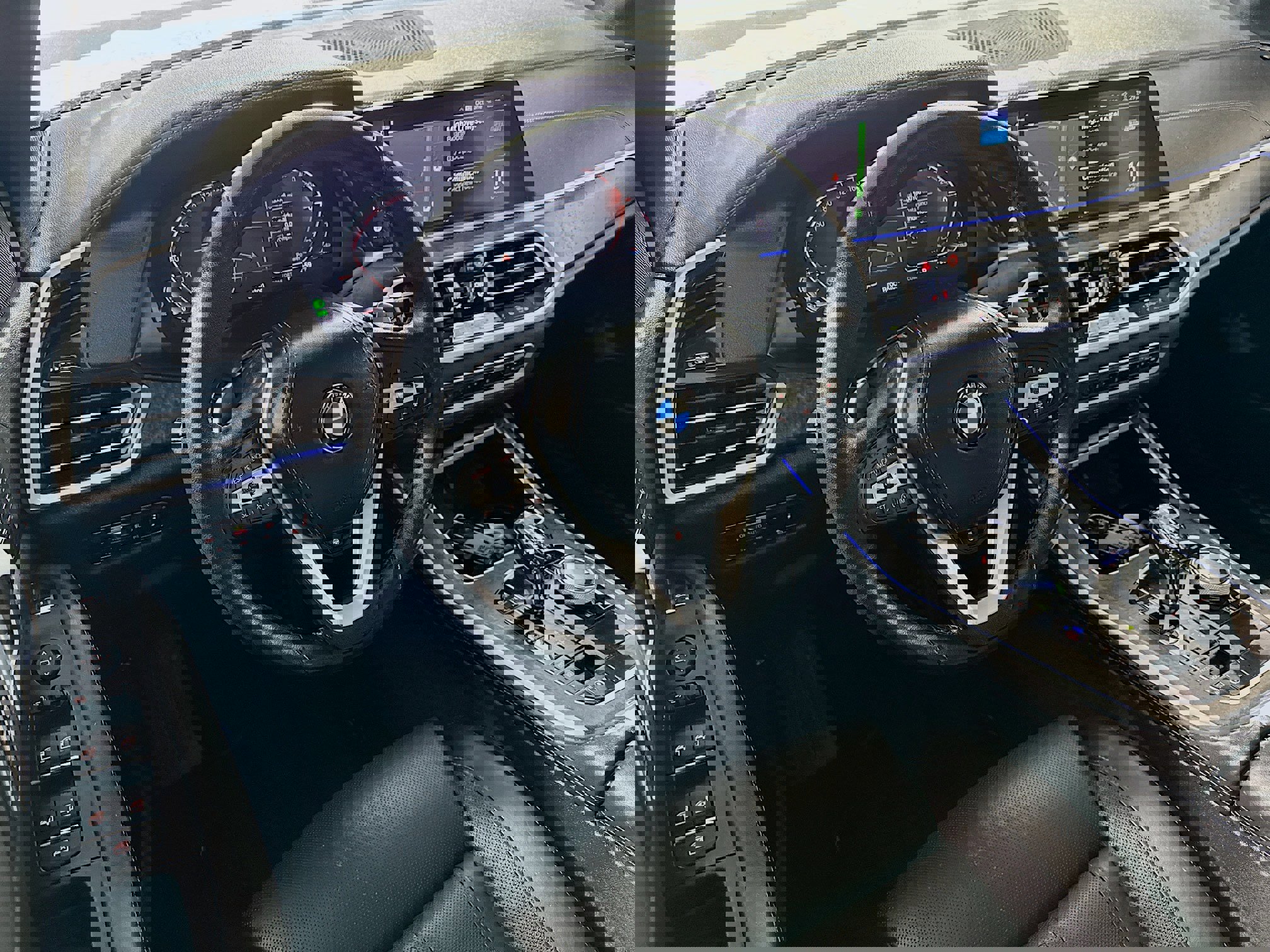 Used 2022 BMW X5 xDrive40i w/ Luxury Seating Package image 24