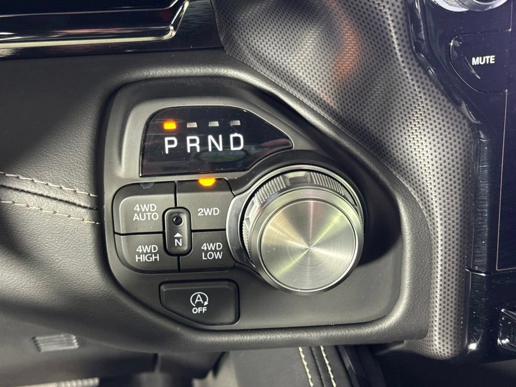 Used 2026 RAM 1500 Limited AWD/4WD image 26