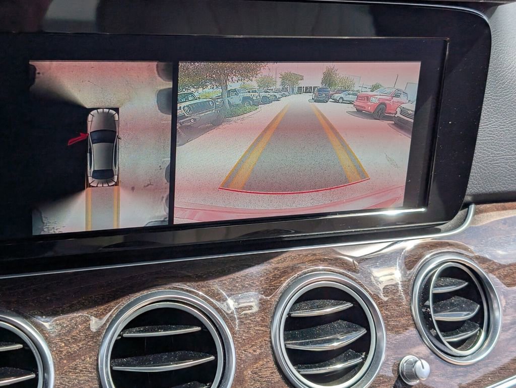 Used 2019 Mercedes-Benz E 300 image 21