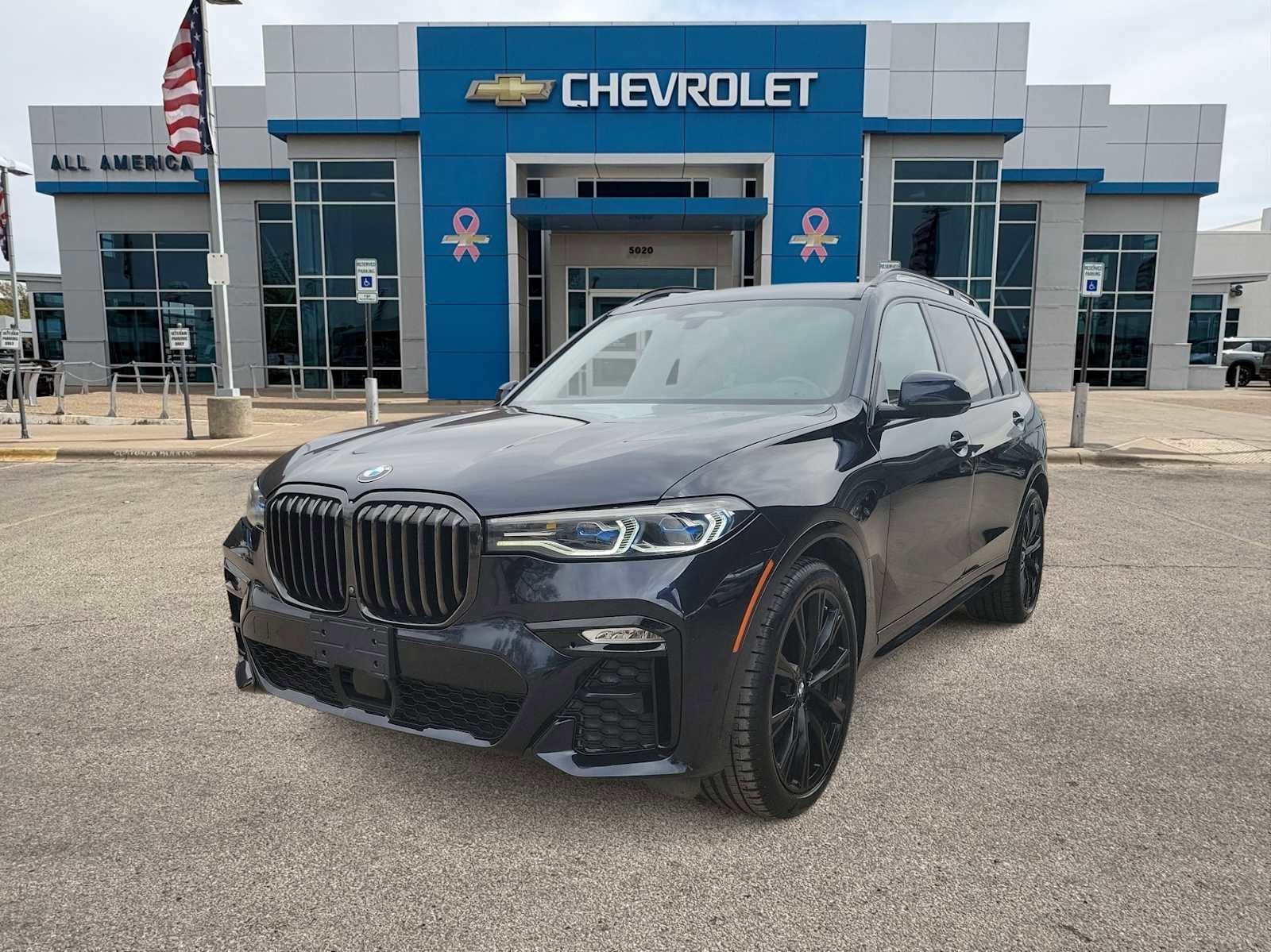 Used 2022 BMW X7 M50i w/ Dynamic Handling Package image 1