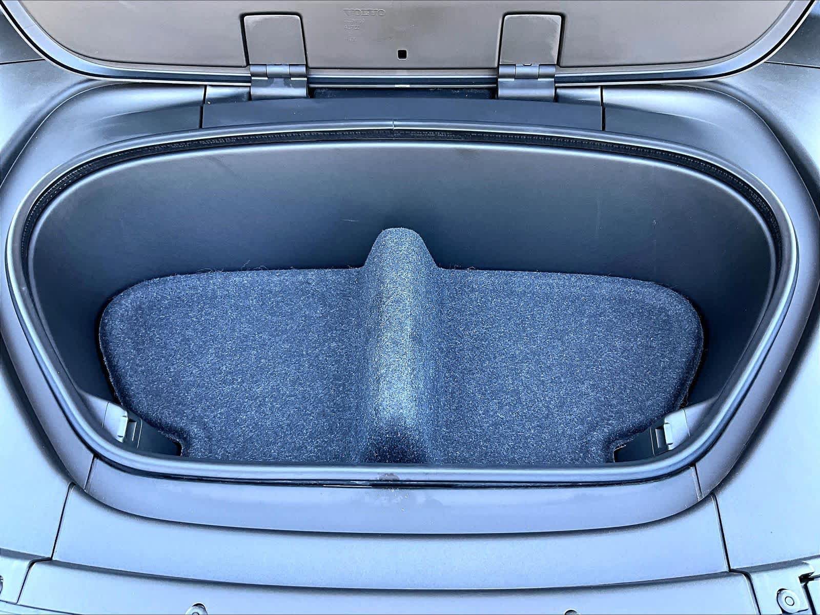 Used 2023 Volvo C40 P8 Recharge Plus AWD/4WD image 34