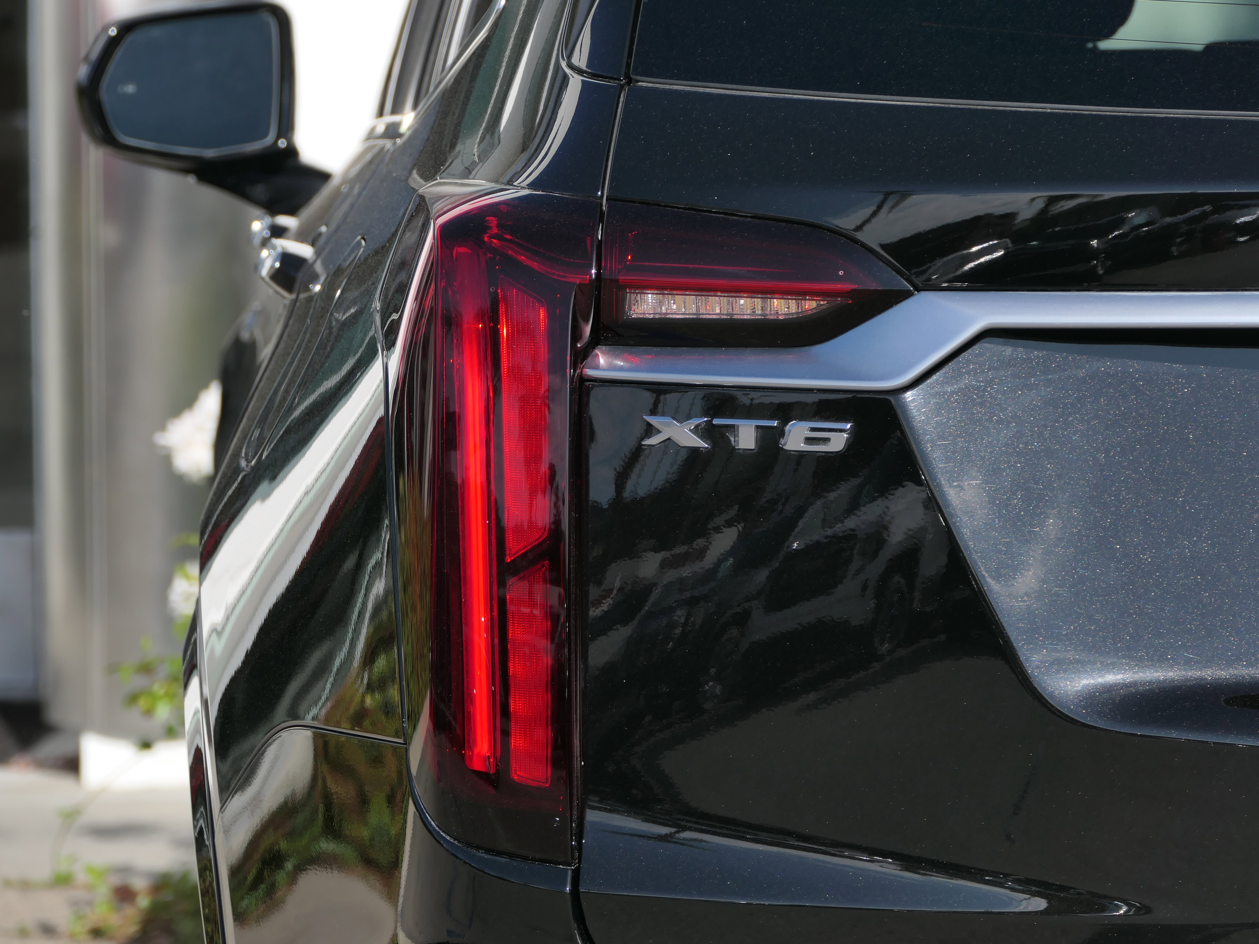 Certified 2024 Cadillac XT6 Premium Luxury FWD image 5