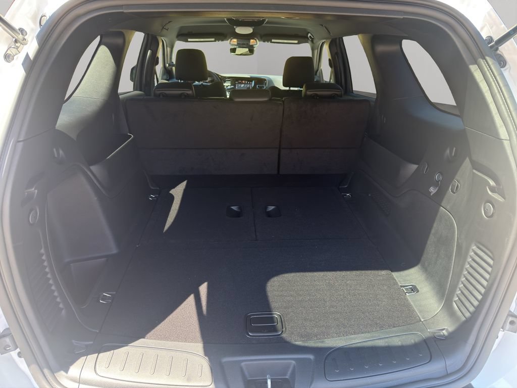 Used 2025 Dodge Durango AWD w/ Technology Group image 9