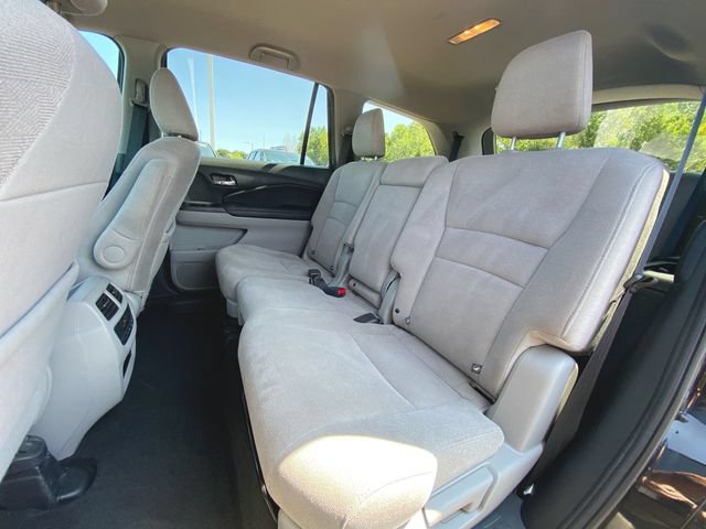 Used 2021 Honda Pilot EX image 23