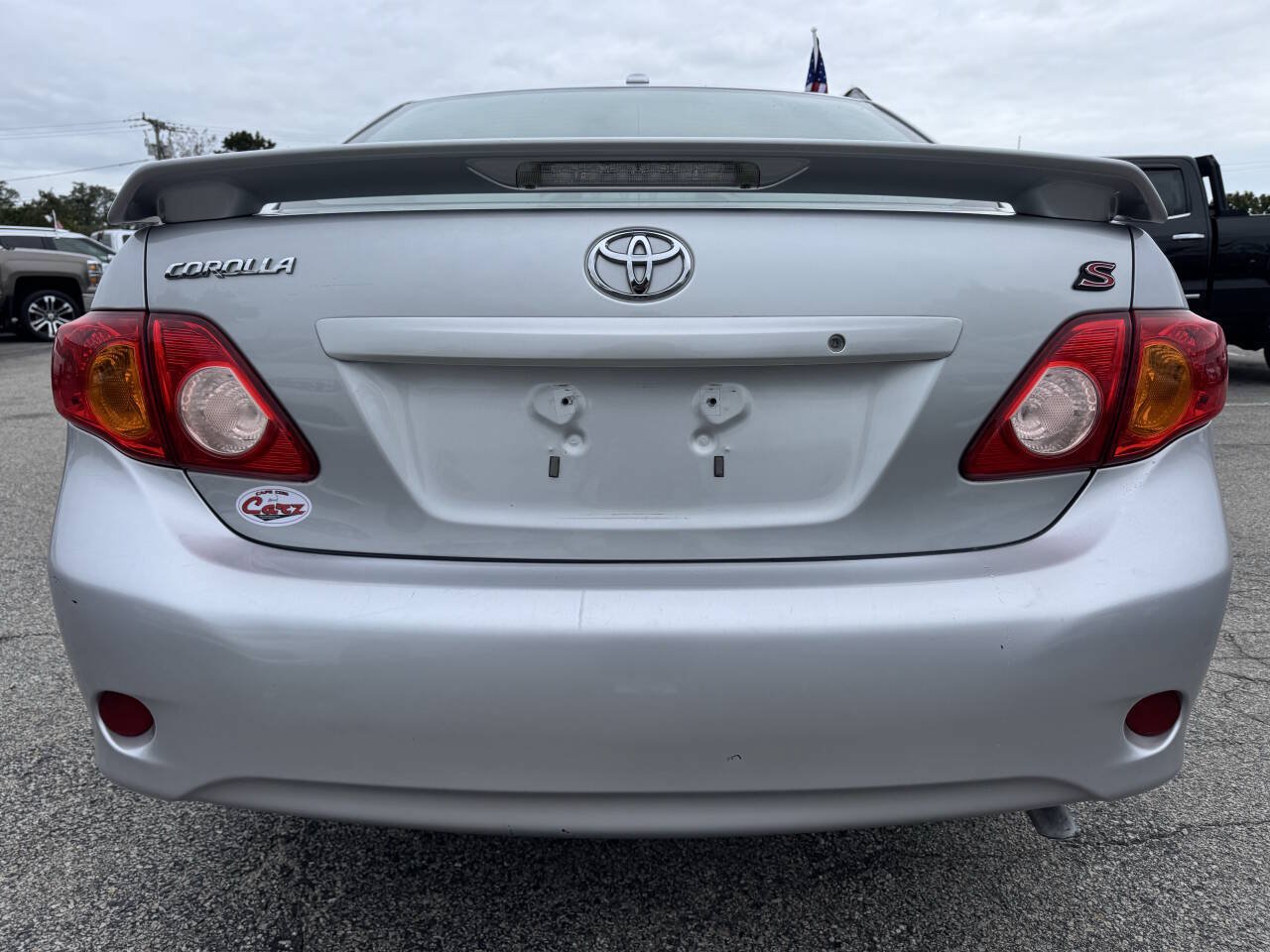 Used 2010 Toyota Corolla LE FWD image 8