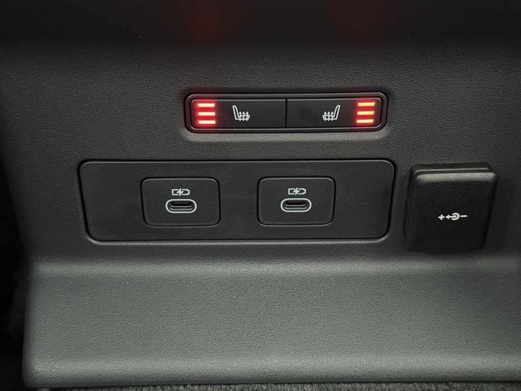 New 2026 Land Rover Range Rover Velar Dynamic SE image 35