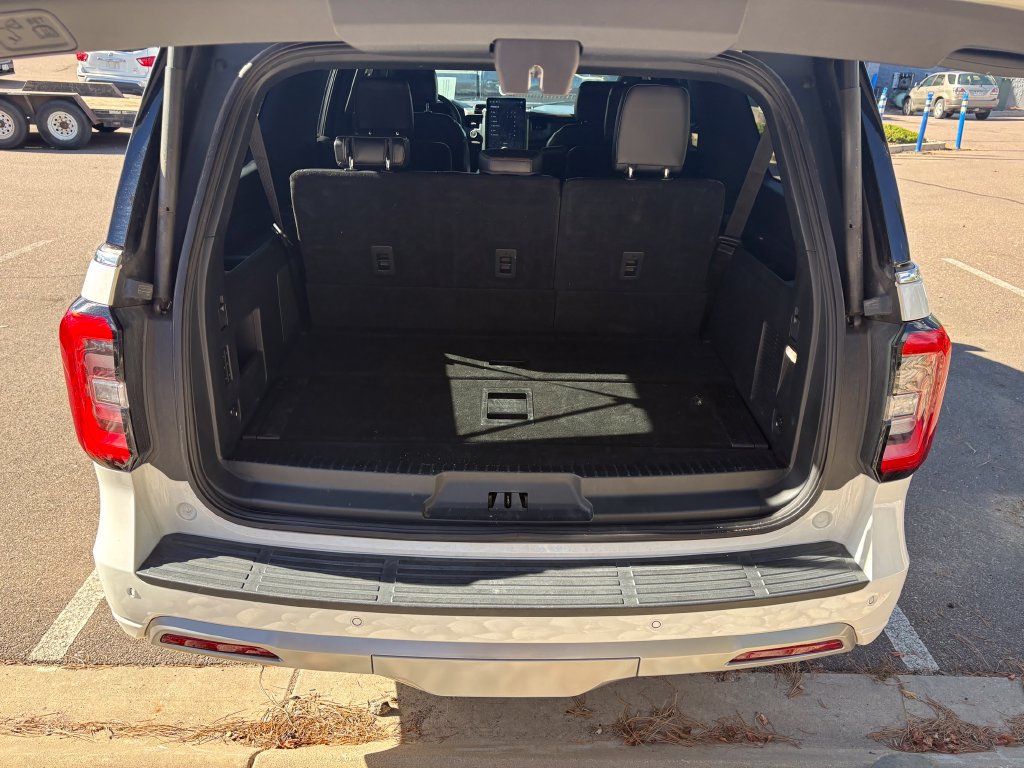 Used 2024 Ford Expedition Max Platinum AWD/4WD image 26